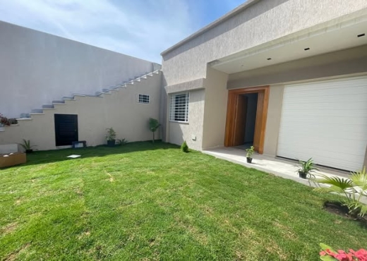 A vendre villa indépendante s+3 à Kélibia - Bien immobilier à {"id":16,"country_id":219,"name":"NABEUL","slug":"nabeul"} - Agence Immobilière immo\'in