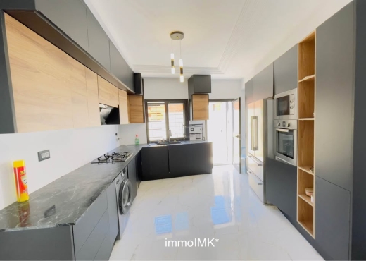 À vendre – Belle villa indépendante S+4 à Kélibia - Bien immobilier à {"id":16,"country_id":219,"name":"NABEUL","slug":"nabeul"} - Image 3 - IMK Agence Immobilière - Agence Immobilière IMK Agence Immobilière