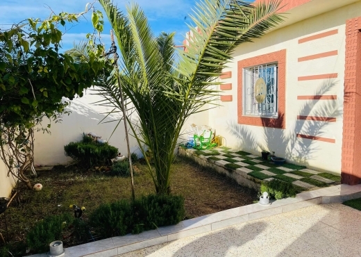 À vendre Maison S+2 à Kélibia - Bien immobilier à {"id":16,"country_id":219,"name":"NABEUL","slug":"nabeul"} - Agence Immobilière immo\'in