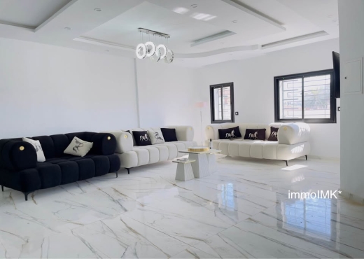 À vendre – Belle villa indépendante S+4 à Kélibia - Bien immobilier à {"id":16,"country_id":219,"name":"NABEUL","slug":"nabeul"} - Image 2 - IMK Agence Immobilière - Agence Immobilière IMK Agence Immobilière
