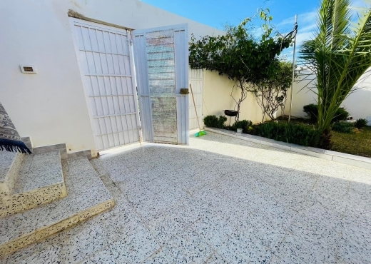 À vendre Maison S+2 à Kélibia - Bien immobilier à {"id":16,"country_id":219,"name":"NABEUL","slug":"nabeul"} - Image 3 - IMK Agence Immobilière - Agence Immobilière IMK Agence Immobilière